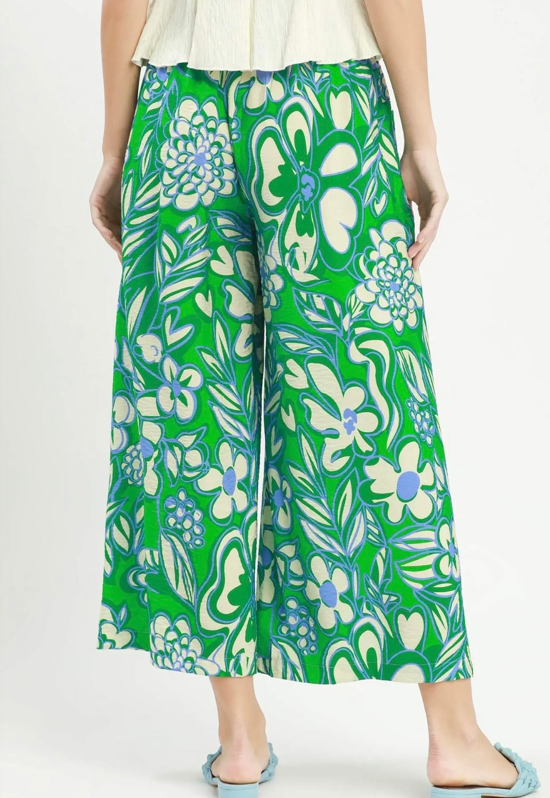 Tropical Floral Cropped Pants