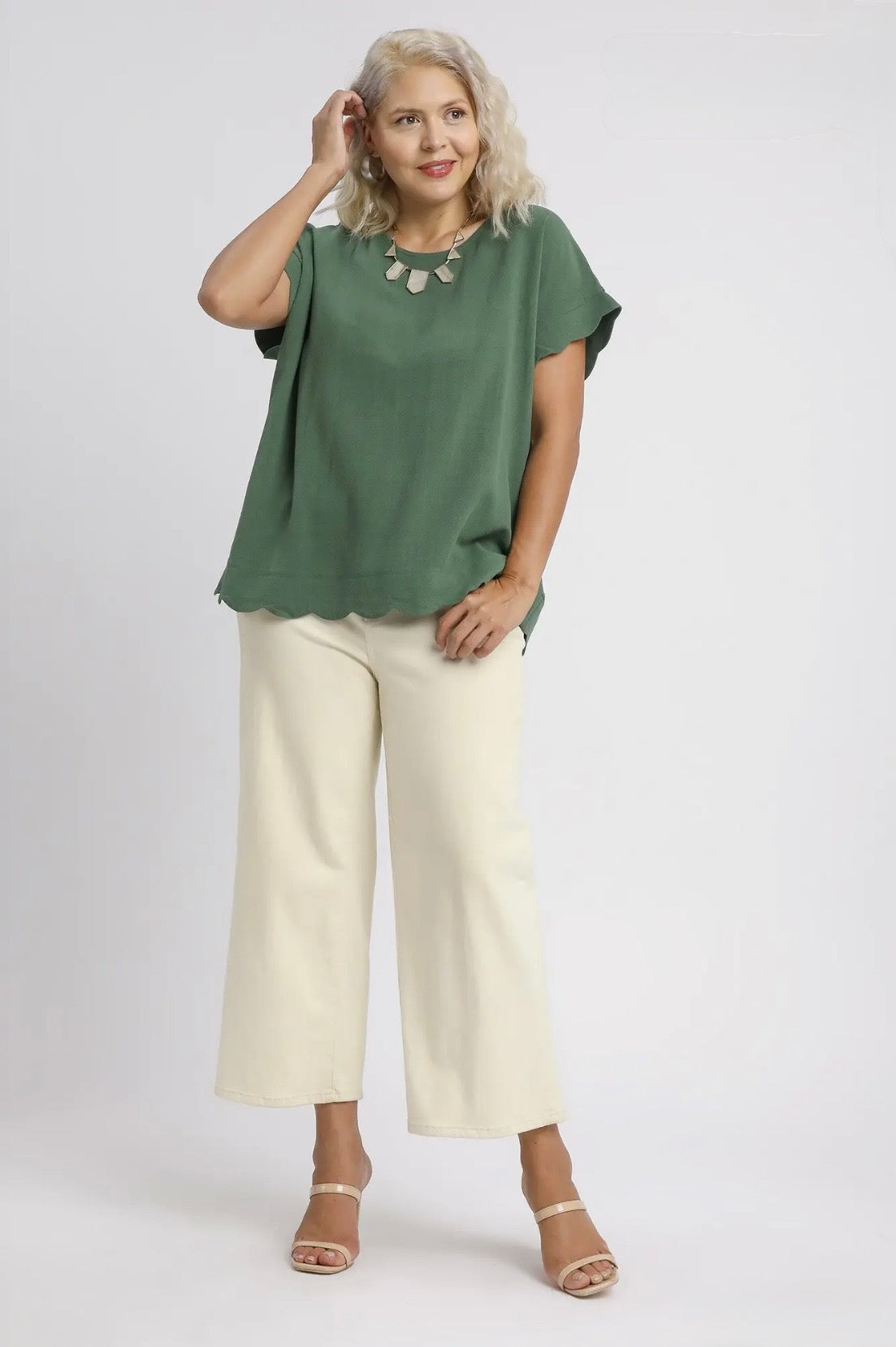 Scallop Hem Linen Blend Top Curvy