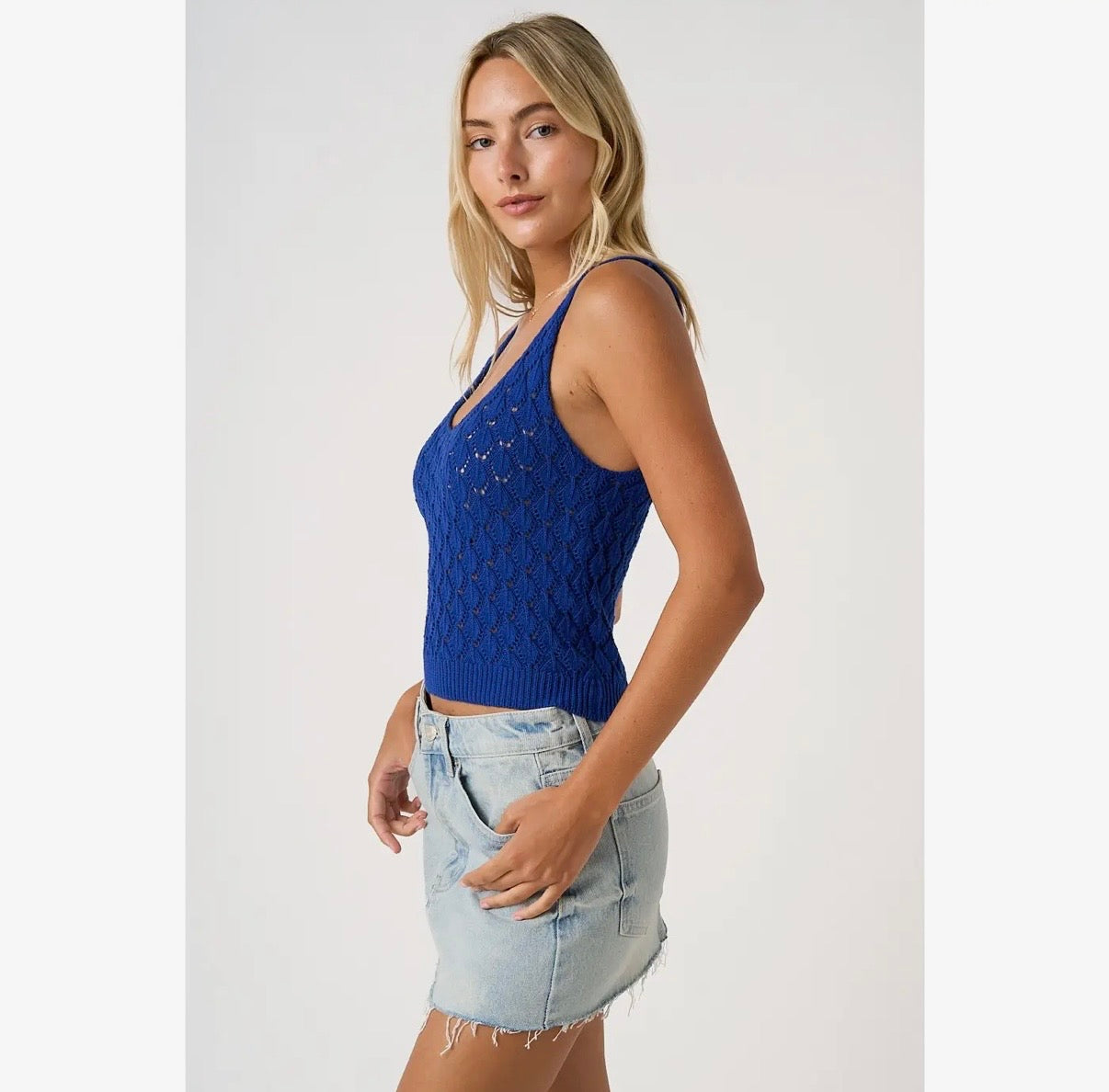 Shell Cropped Tank