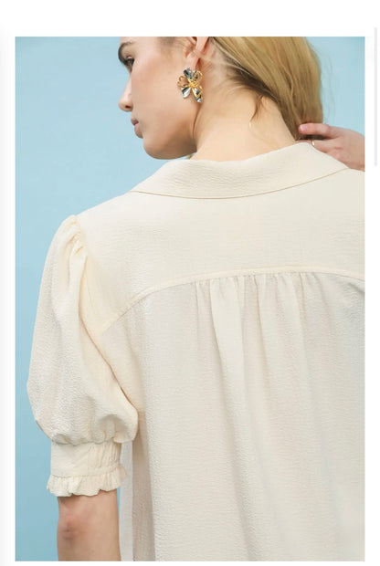 Seersucker Puff Sleeve Blouse
