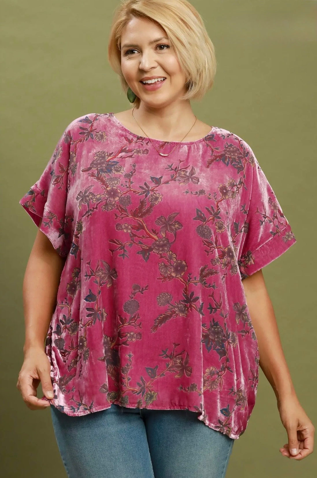 Mix Floral Velvet Top Curvy