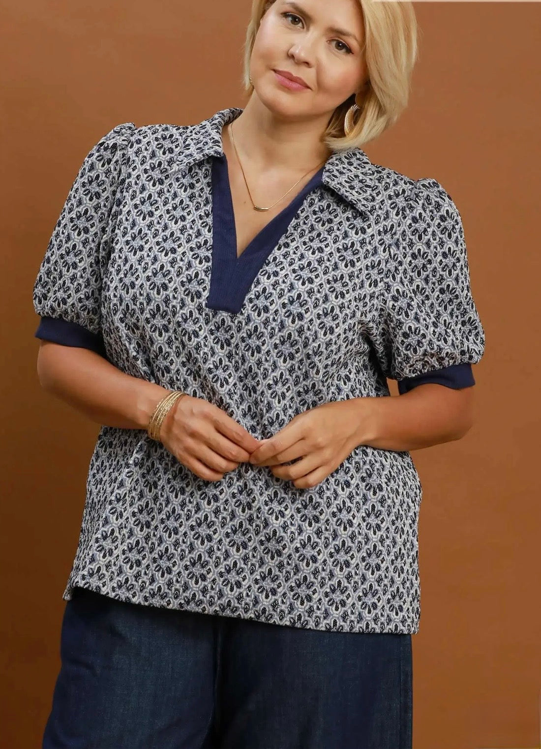 Collared Puff Sleeve Top Curvy