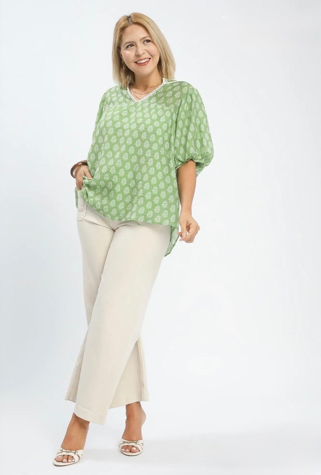 Abstract Print Top Curvy