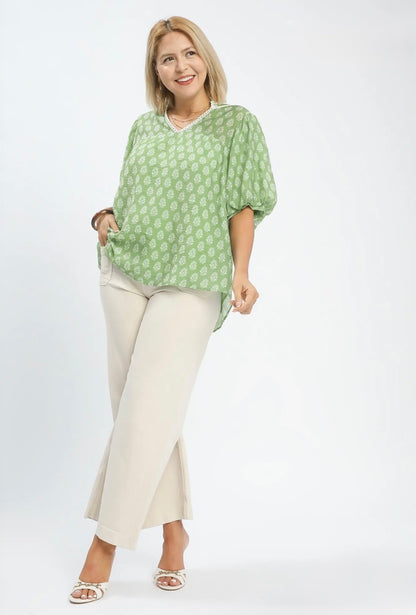 Abstract Print Top Curvy