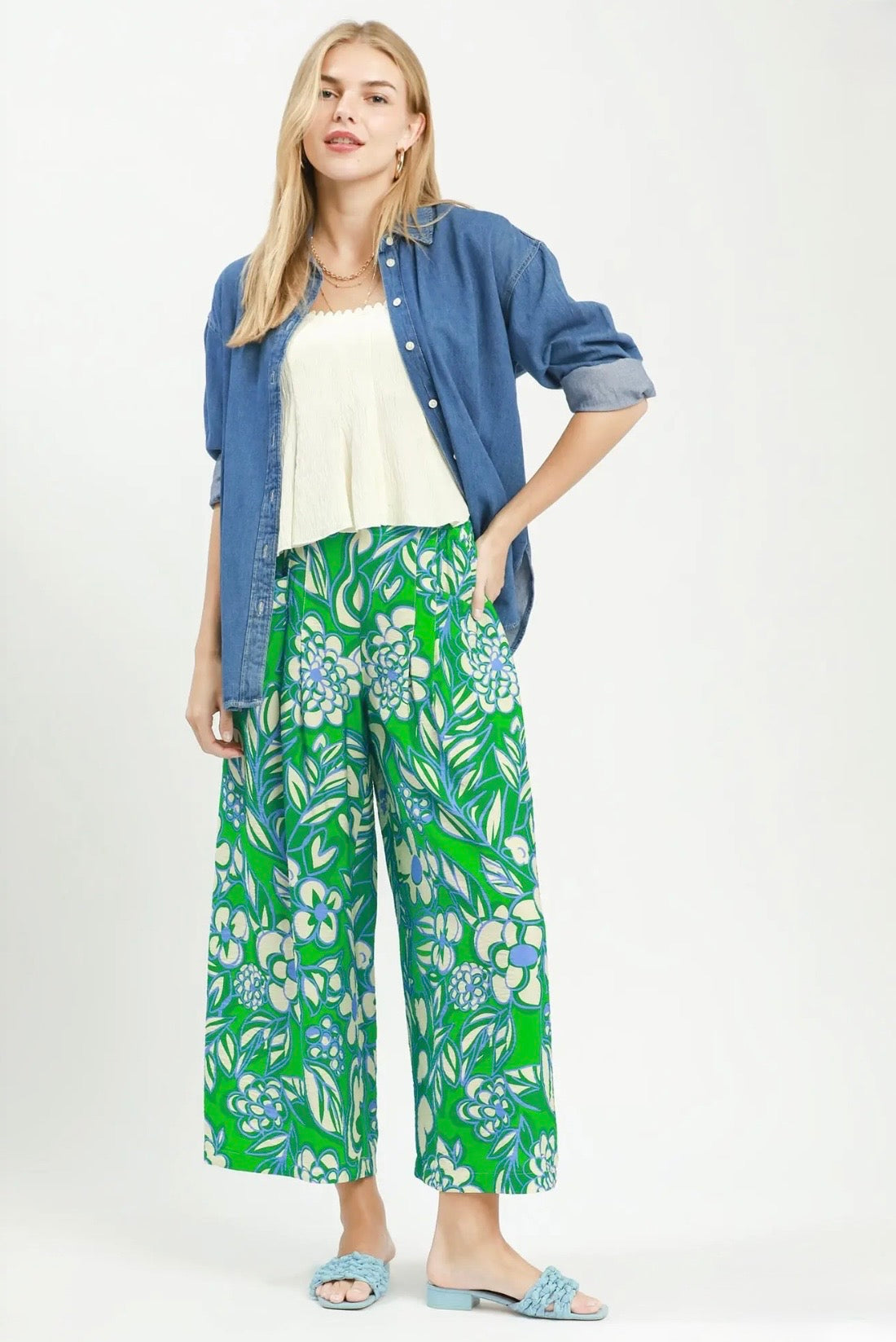 Tropical Floral Cropped Pants